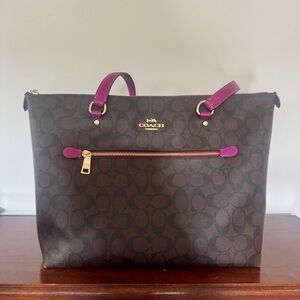 Coach Gallery Tote Brown Signature Canvas Berry Trim Crossbody Strap VGUC